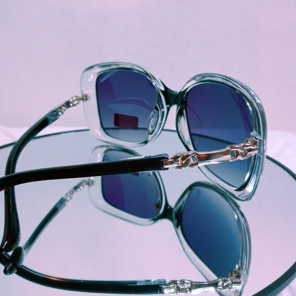 Clear Frame Sunglasses - Picture 4 of 4